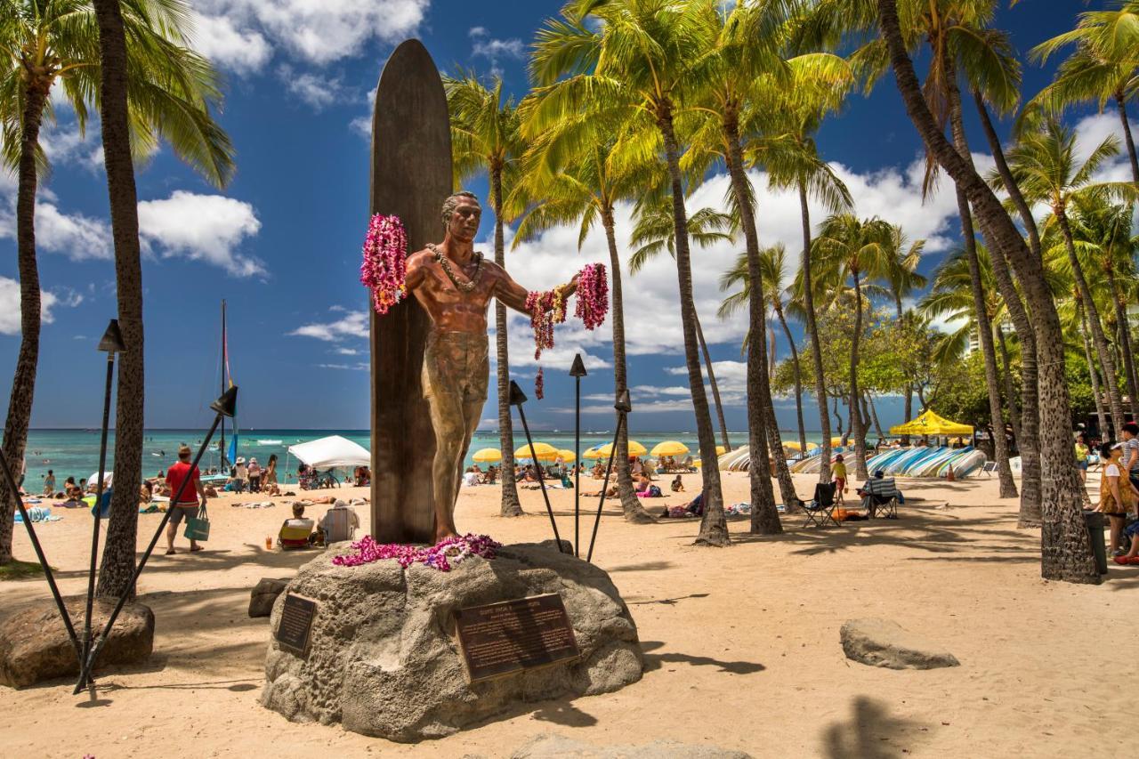 Aloha Vibes Await! Stylish Condo At Aloha Surf - Mountain And City Views Honolulu Exterior photo